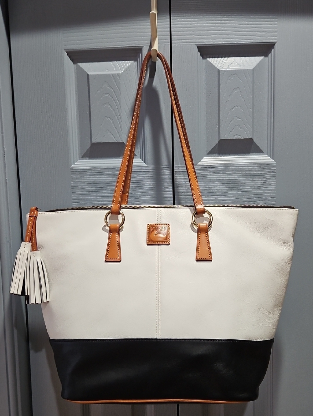 Dooney & Bourke Large Color Block White & Black Smooth Leather Tobi Tote